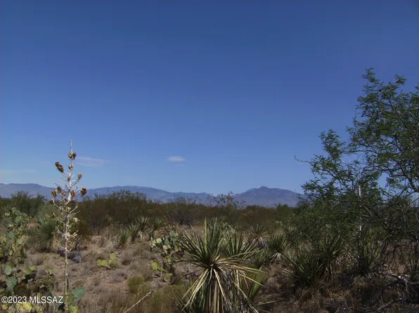 260 N Hilton Dr #37, Vail, AZ 85641