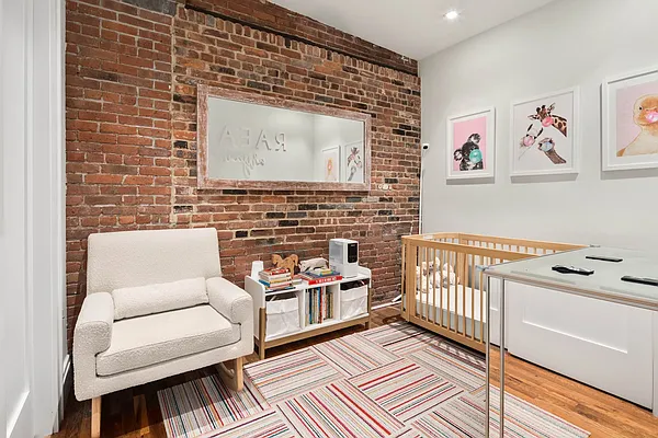 Rented by Douglas Elliman | media 26