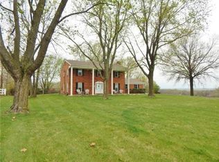 11904 Hills Ln, Kearney, MO 64060