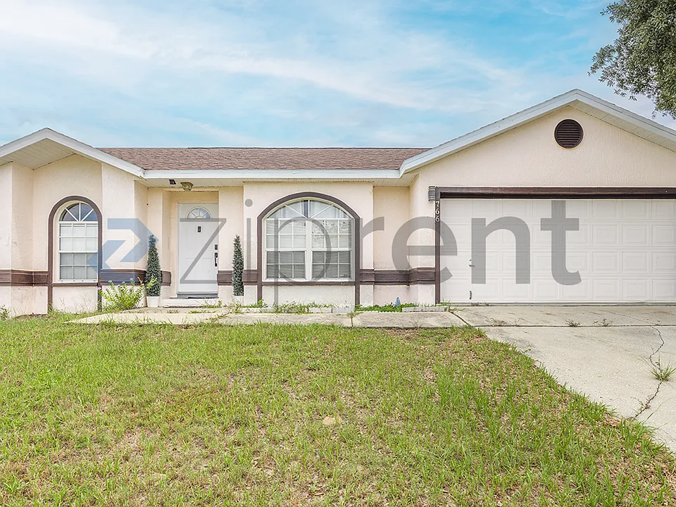 766 Hunt Dr