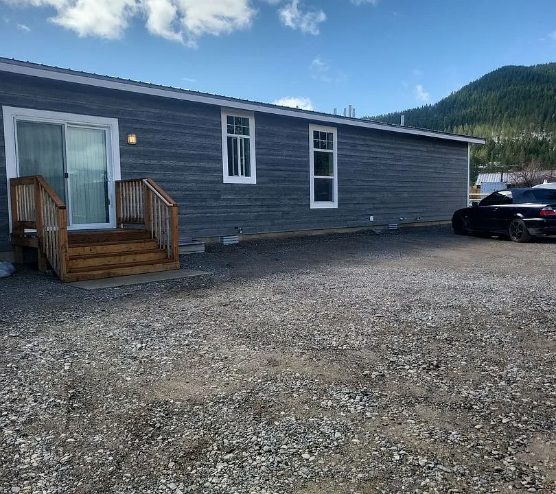 360 Wooden Spur Dr
