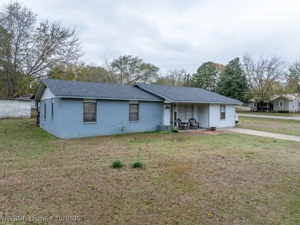 755 N McCandless Ave, Booneville, AR 72927