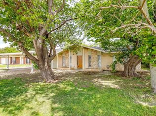 4521 Knowledge Dr, Haltom City, TX 76117