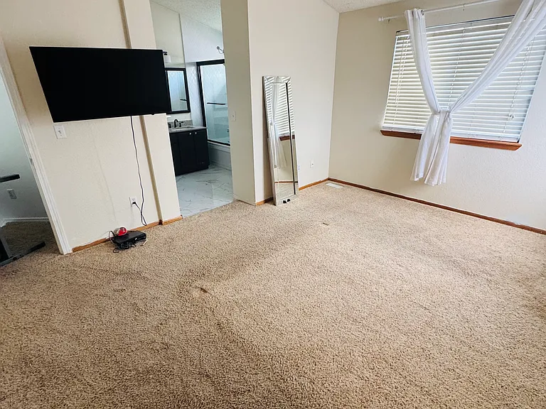 8510 Golden Eye Dr — Photo 20