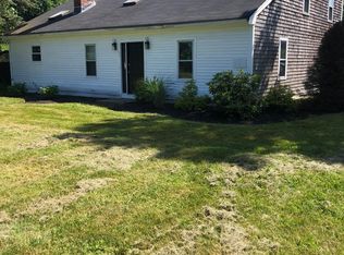 157 Center St, Plympton, MA 02367