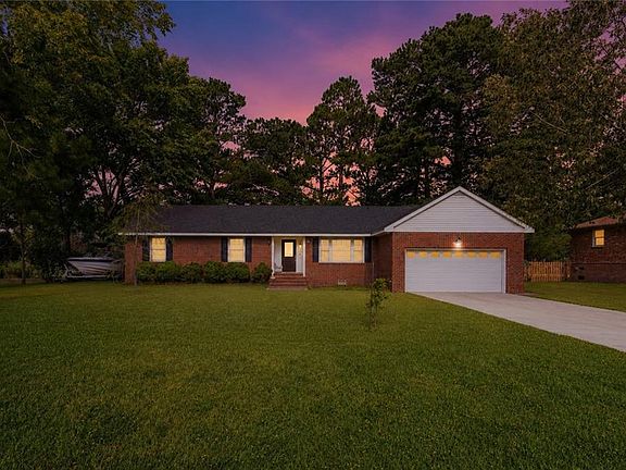 2nd image of 220 Deepwater Dr