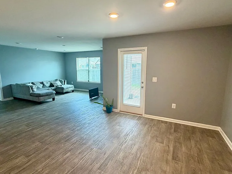 4113 Brighton Blvd — Photo 7