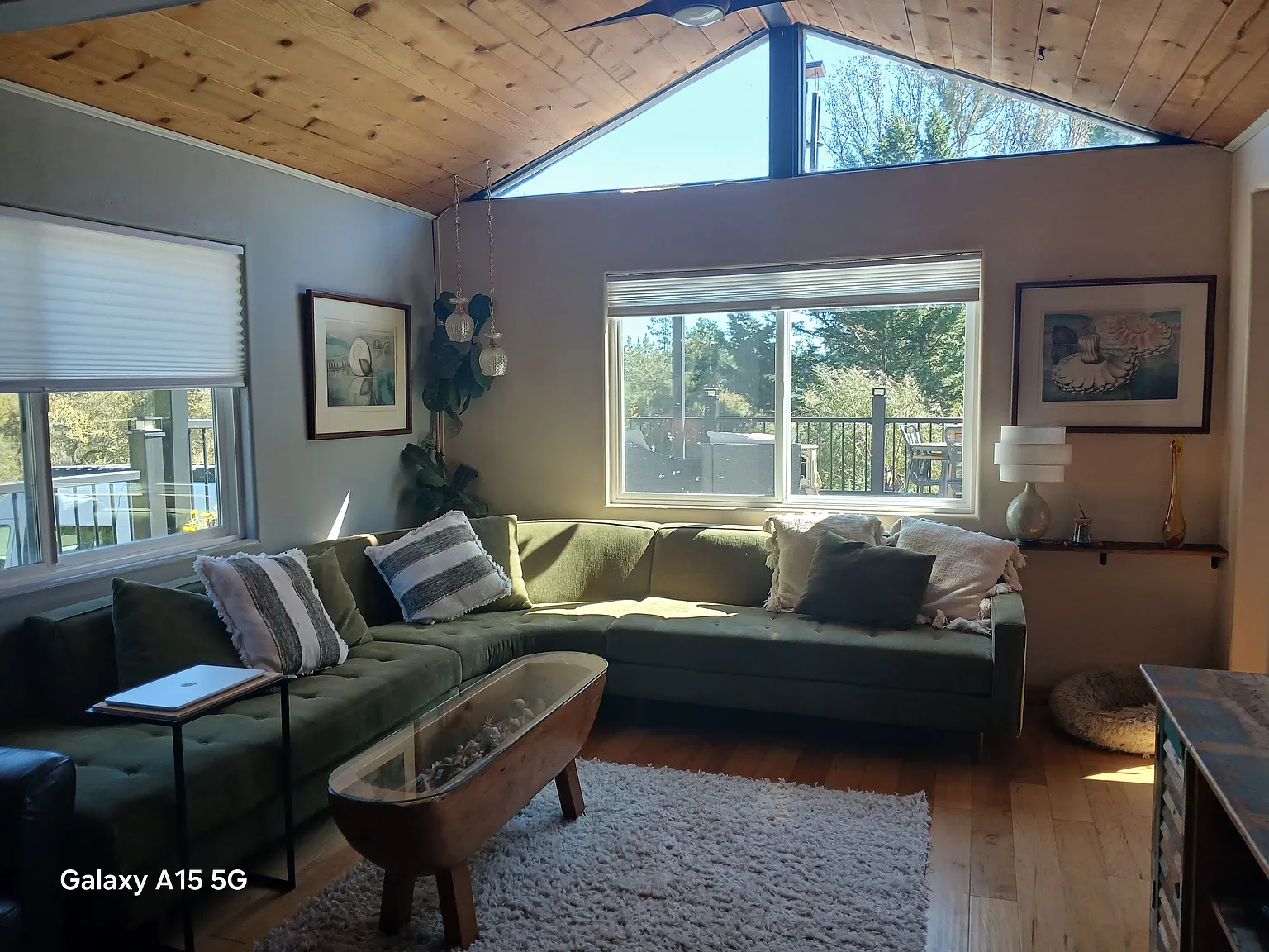 3 bed, 1450 sqft, $4,500 — Photo 2