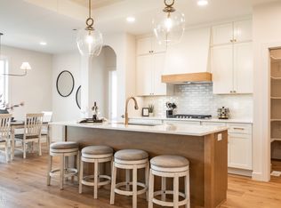 3802 Platinum St, Bismarck, ND 58503