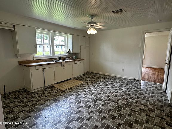 5th image of 108 Estelle Dr