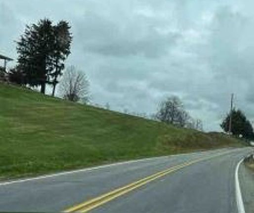 Exterior Neighborhood (street photo)