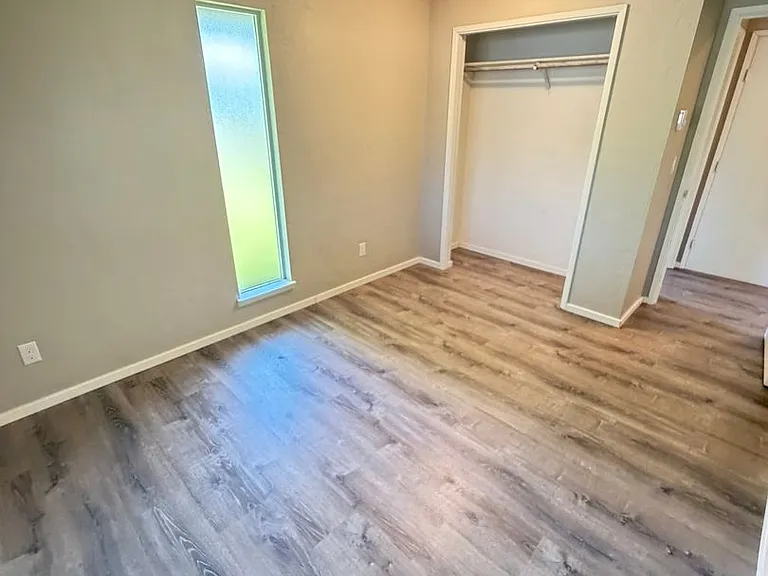 198 E Milton St #1 — Photo 12