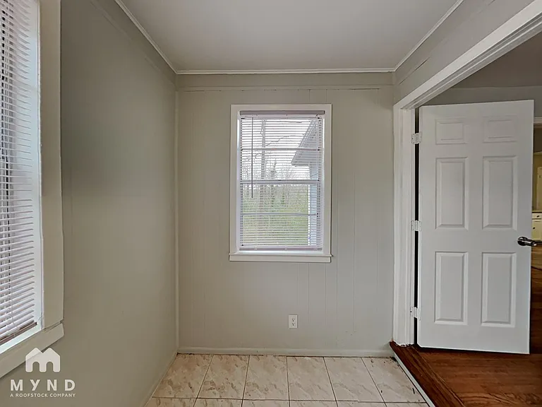 940 Nelson Dr — Photo 9