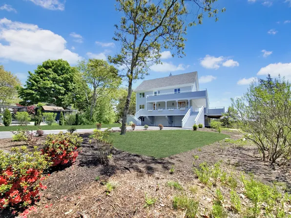 45 Pasture Road, Cataumet, MA 02534