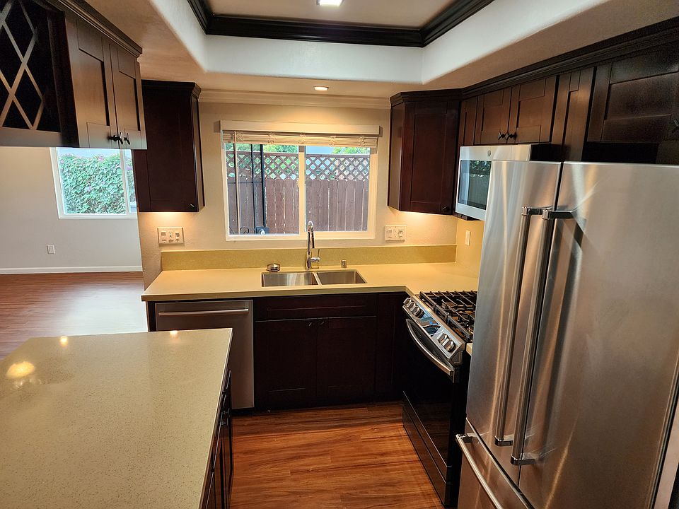 1st image of 978-80 El Pico Ct #980