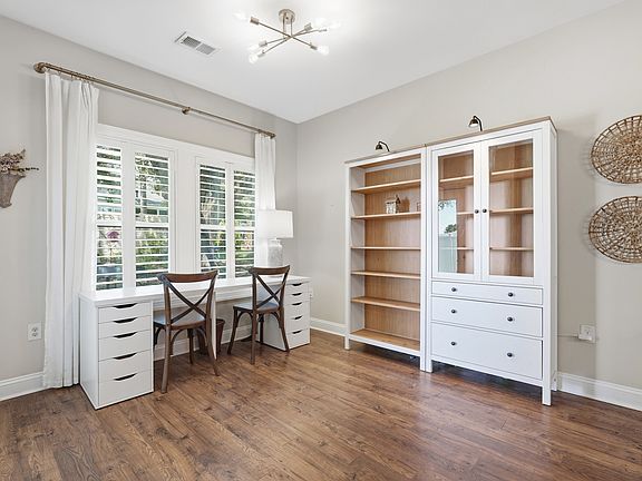 4th image of 3023 Honey Clover Ct
