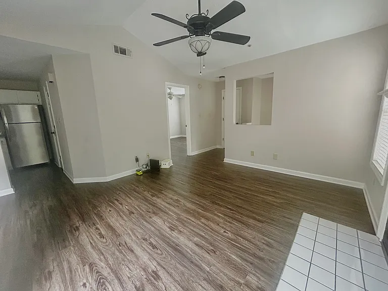 2130 River Heights Walk SE #2130 — Photo 2