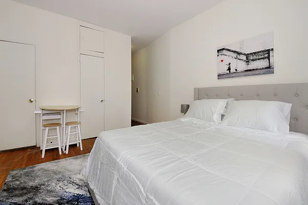 Rented by Corcoran | media 83