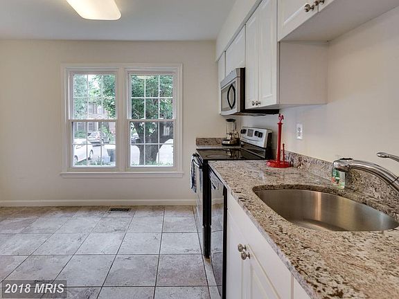 5th image of 10312 Colony Park Dr