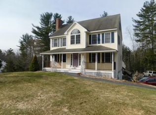 70 Peaslee Crossing Rd, Newton, NH 03858