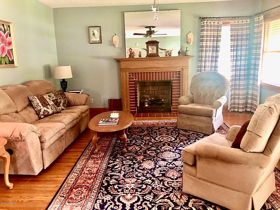 4th image of 4029 Busath Ave