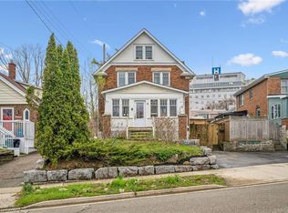 9 Spadina Rd E, Kitchener, ON N2M 3X2