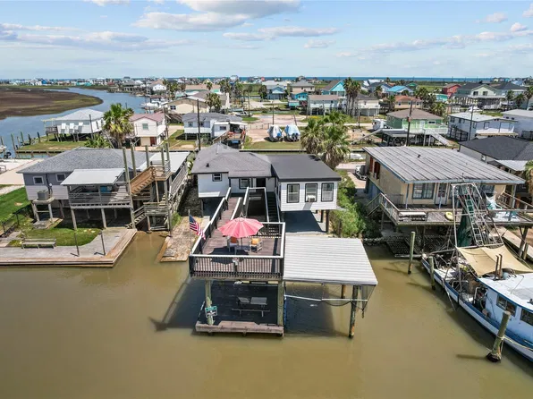 347 Bonito Ln, Surfside Beach, TX 77541
