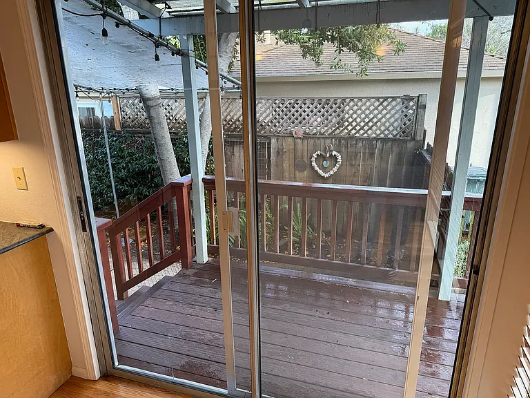 2351 Carmel Dr — Photo 11