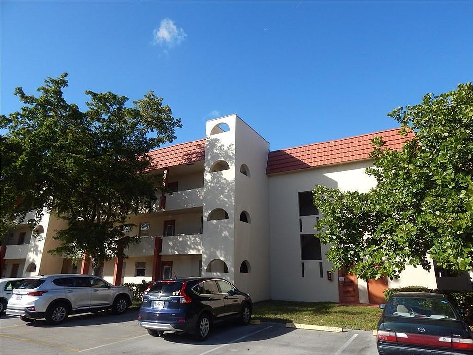 1st image of 2751 Sunrise Lakes Dr E APT 203