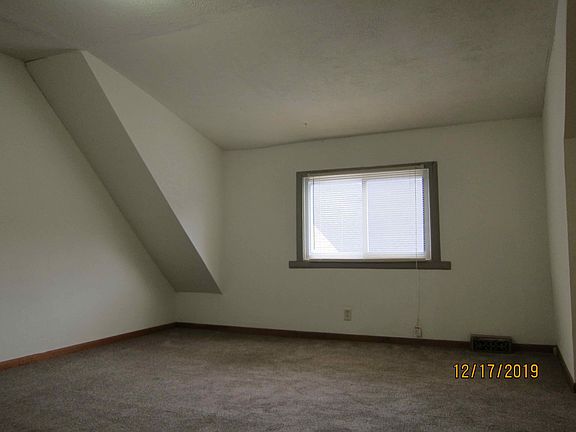 5th image of 825 E Wright St #819A