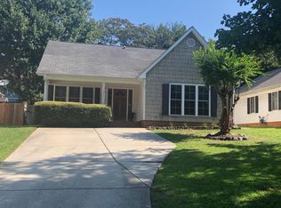 2221 Olde Chantilly Ct, Charlotte, NC 28205