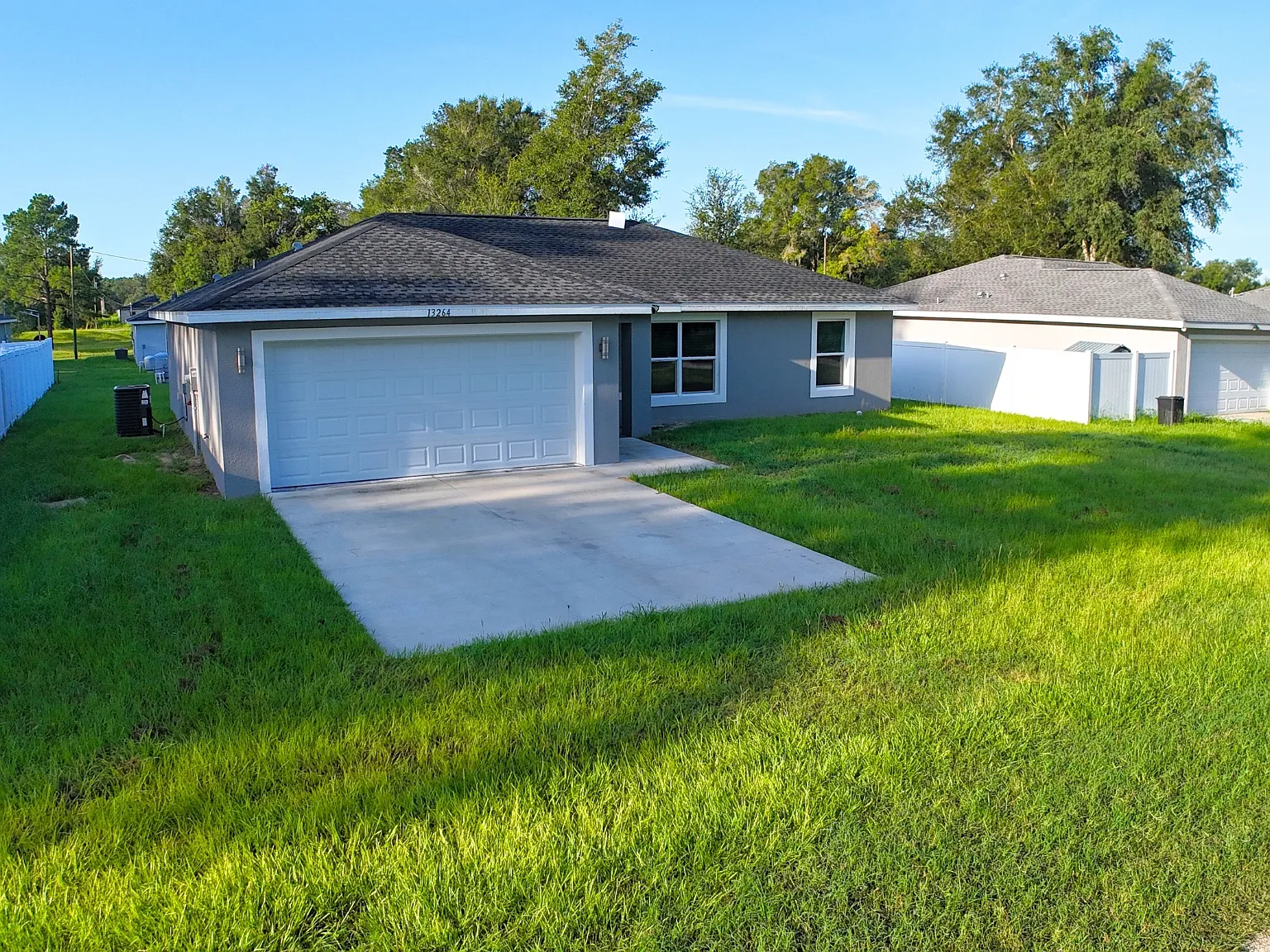 3 bed, 1267 sqft, $2,000 — Photo 2