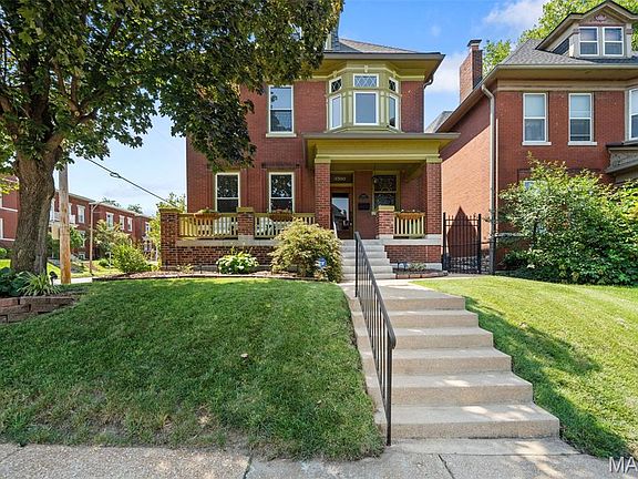 2nd image of 3500 Victor St