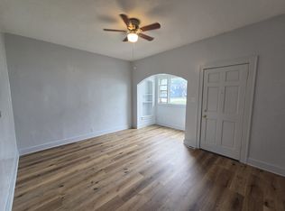 655 11th St NW APT 3, Grand Rapids, MI 49504
