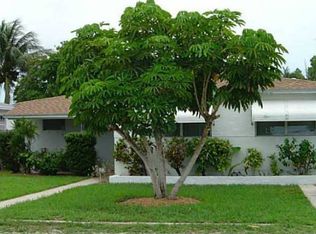 108 SW 3rd Ave, Hallandale Beach, FL 33009