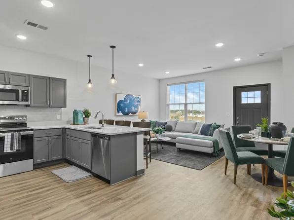 Ashgrove Farms Townhomes