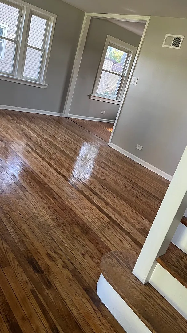 4 bed, 1000 sqft, $3,025 — Photo 3