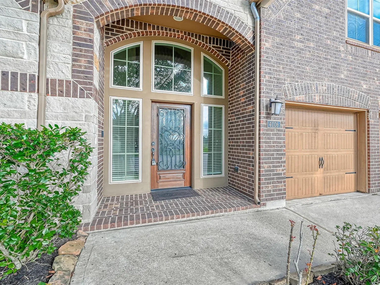 5 bed, 4.5 bath, 3974 sqft, $3,500 — Photo 4