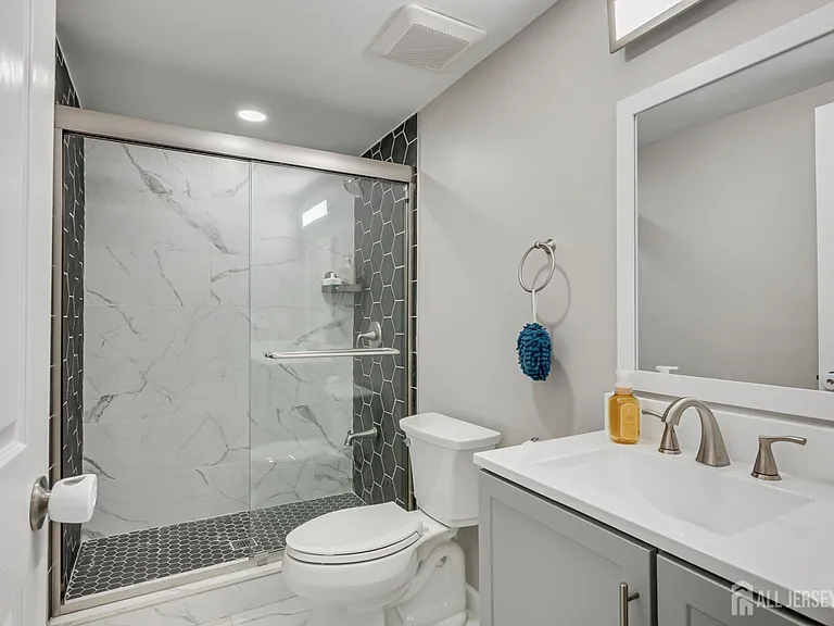 14 Hyacinth Ln — Photo 47