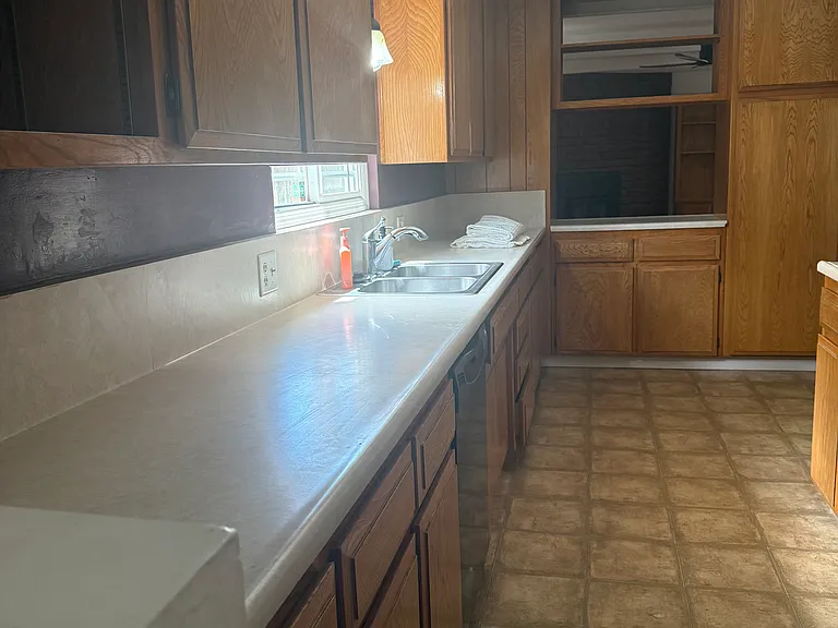 6012 Hesketh Dr — Photo 7