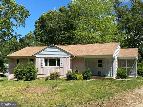 8690 Fairground Rd, Bel Alton, MD 20611