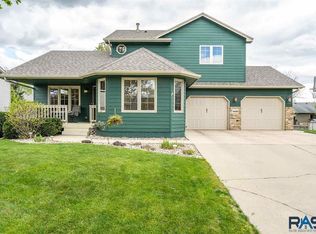 4605 E Hanna Cir, Sioux Falls, SD 57110