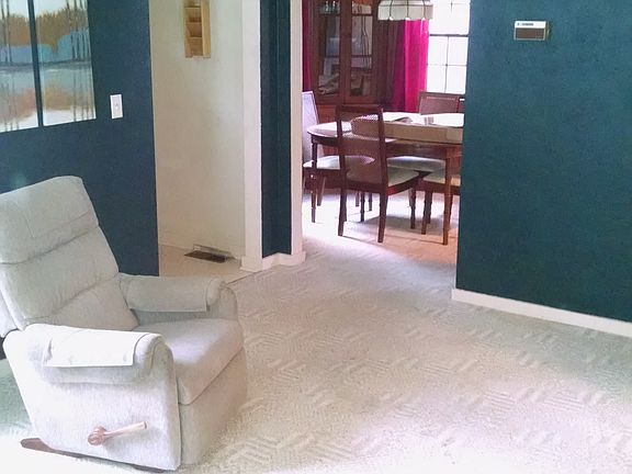 4th image of 1006 E Norwood Ave