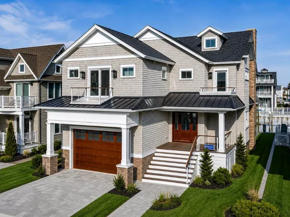 4 Grenada Ln, Ocean City, NJ 08226