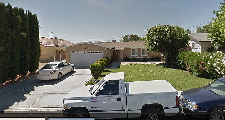 1st image of 16233 Green Hill Dr