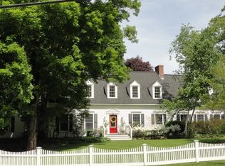 24 Depot Rd, Stratham, NH 03885