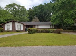 413 S Stuart St, Foley, AL 36535