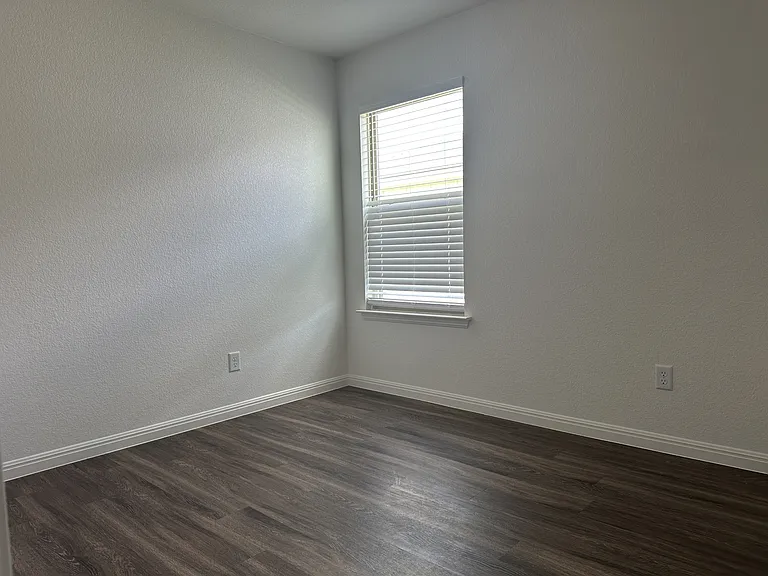 5903 Betty Lou Dr #B — Photo 4
