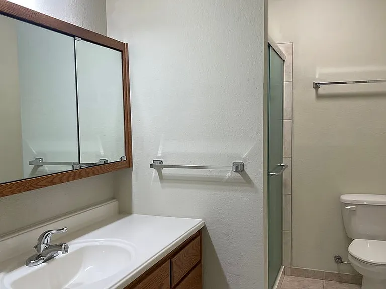 5463 Deschutes Rd — Photo 42