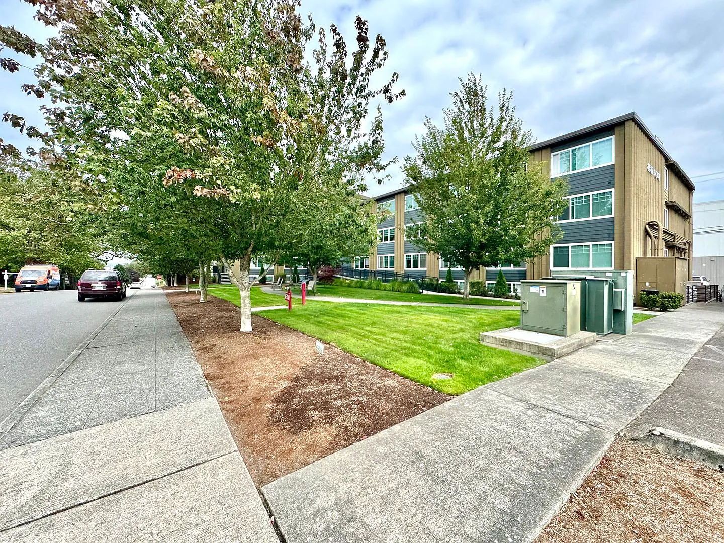 Park Place Apartments — Photo 3